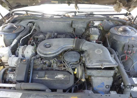 1988 Cadillac Fleetwood Delegance z USA, uszkodzony, nr VIN 1G6CB5153J4265796